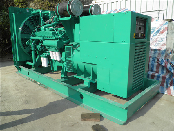 昌江出租发电机 发电机组厂家：柴油发电机组的控制屏的作用是什么？